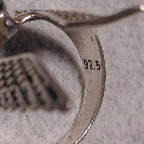 Silver Winged Black Onyx Stone Ring - Picture 3 of 8